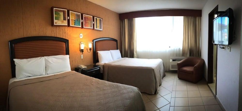 Hotel Eh Ejecutivo Urban à Tepic Extérieur photo